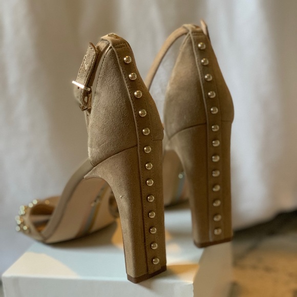 Sam Edelman Tan Suede Heel with Gold Stud Detail - Picture 2 of 6